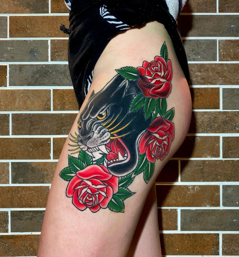 Tatuagem realizada por Madhava